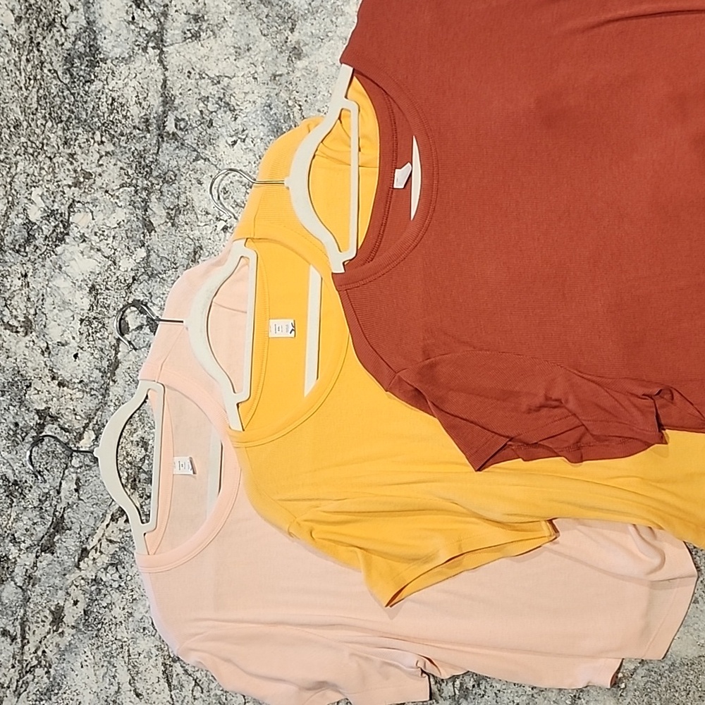 Pink/Orange bundle Cropped Tshirts